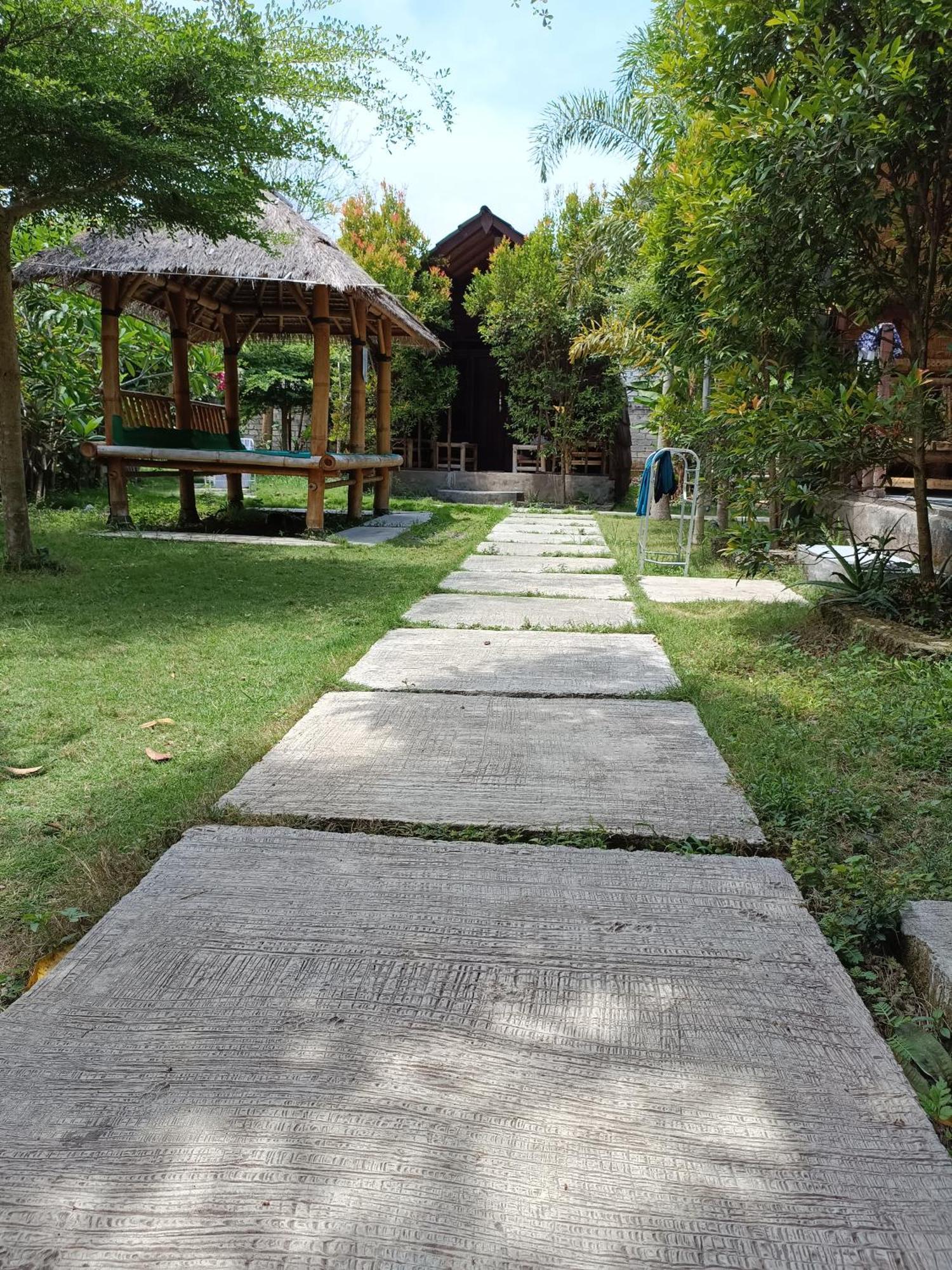 Bale Hostel Kuta  Buitenkant foto