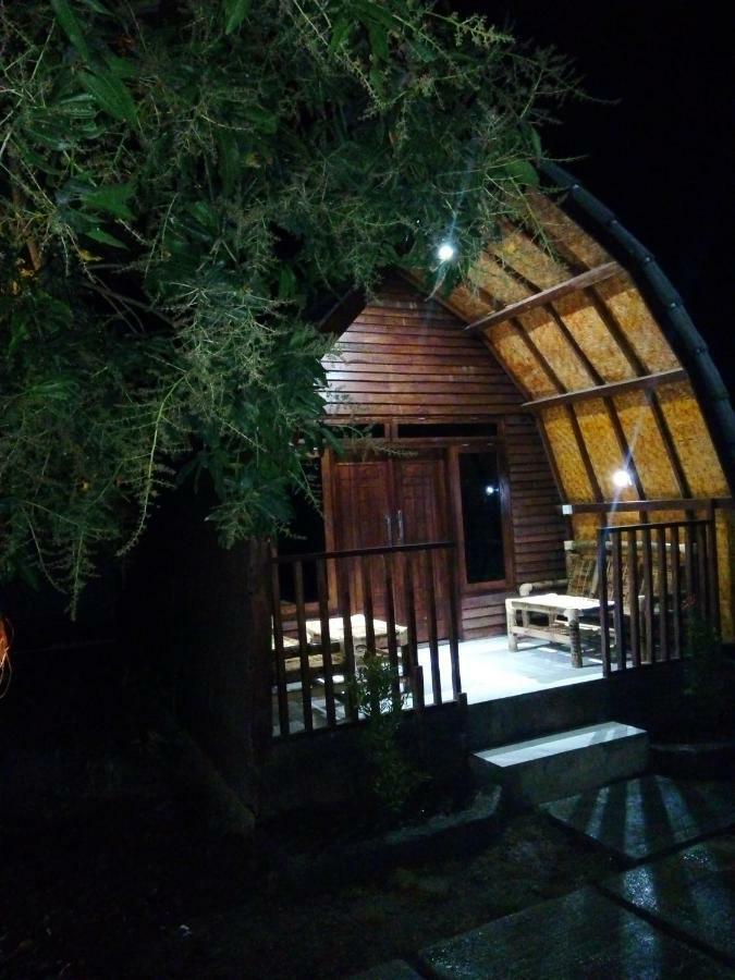 Bale Hostel Kuta  Buitenkant foto