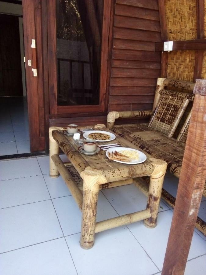 Bale Hostel Kuta  Buitenkant foto