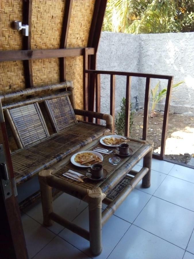 Bale Hostel Kuta  Buitenkant foto