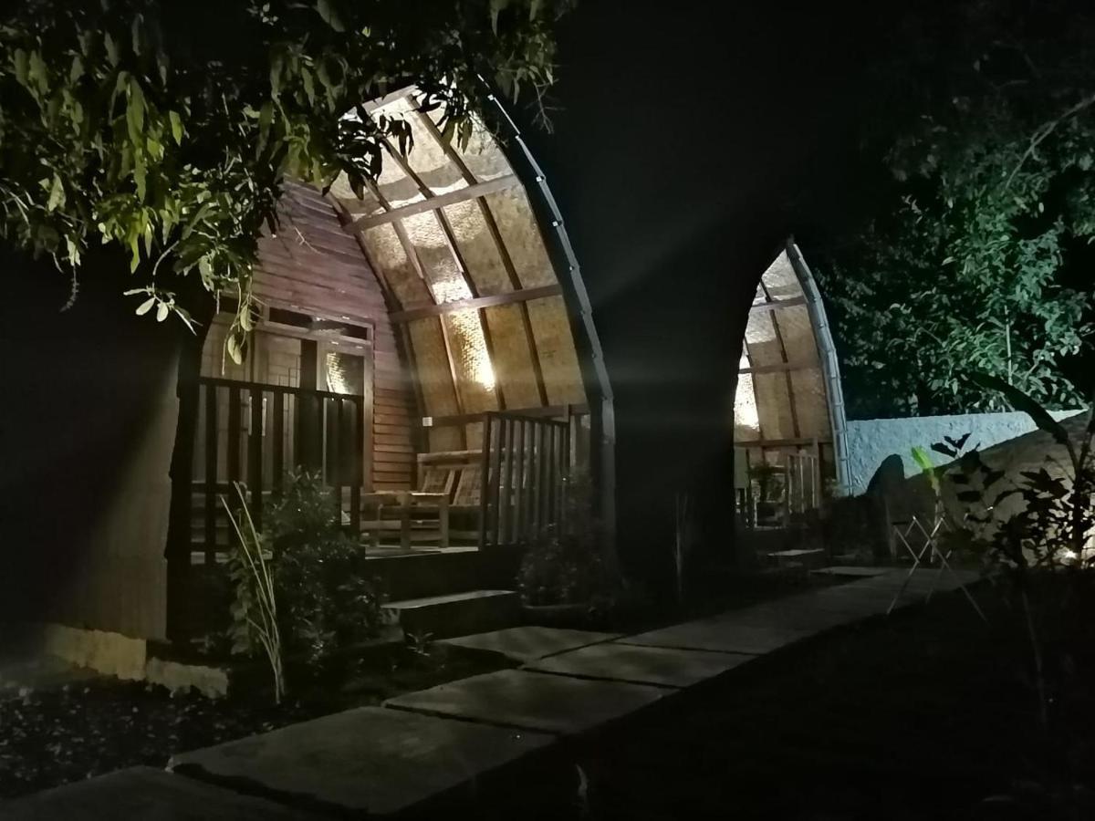 Bale Hostel Kuta  Buitenkant foto