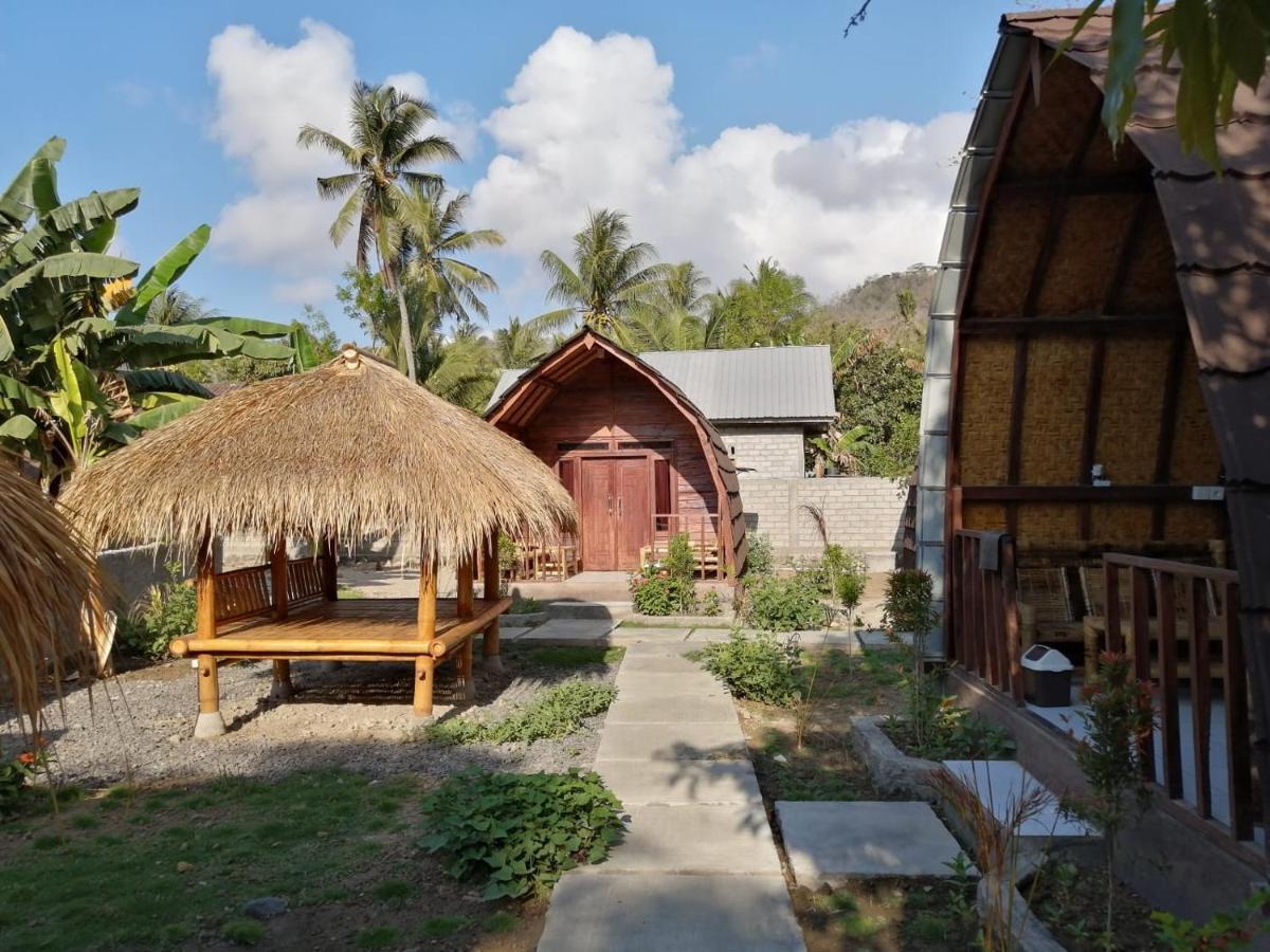Bale Hostel Kuta  Buitenkant foto